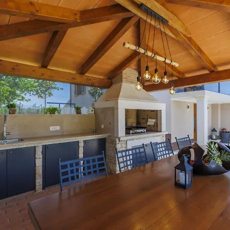 Sara By Interhome بيت للعطل Tar-Vabriga