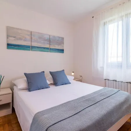 Sara By Interhome Semesterbostad Tar-Vabriga