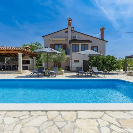 Tatil Evi Sara - Kst251 By Interhome