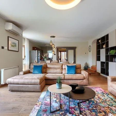 Sara - Kst251 By Interhome *