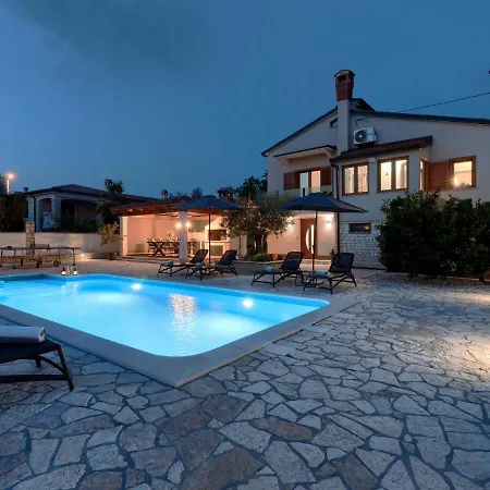 Tatil Evi Sara - Kst251 By Interhome